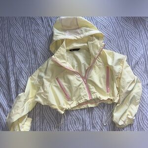 M Zara Light Yellow Hooded light Jacket with pink details and zippers